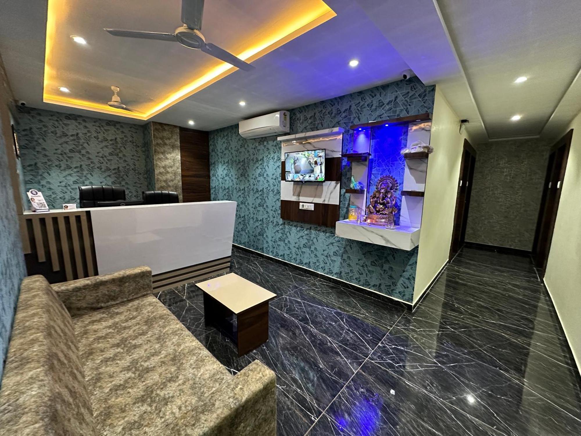 Hotel Golden View Vadodara Ngoại thất bức ảnh